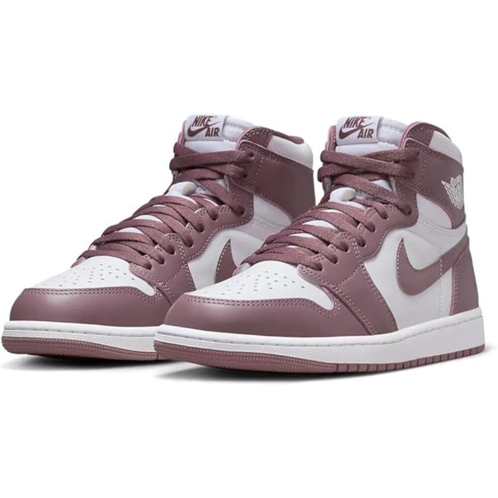 NWT Jordan Unisex-Child Sneaker, white- SZ 9